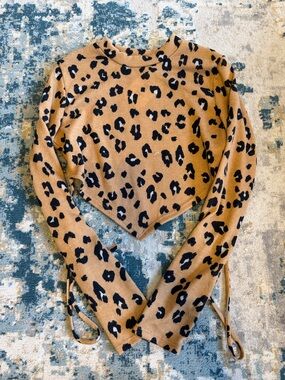 Leopard Print Cropped Tie-Sleeve Top - Camel & Black